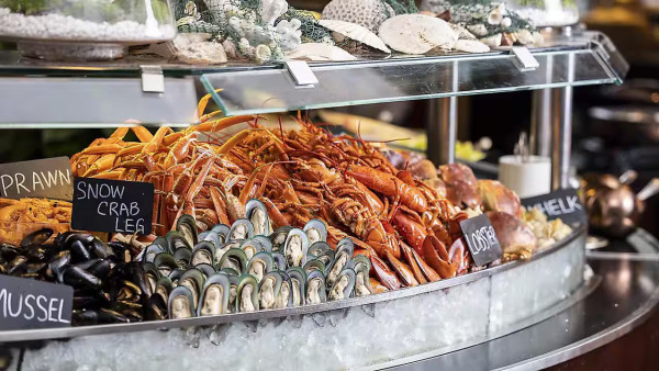中環文華東方酒店自助餐買一送一優惠！任食生蠔／波士頓龍蝦／鮑魚／燒牛肉／羊架