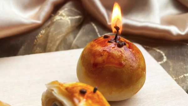 不想送月餅？6大中秋特色禮物推薦！經典廣式月餅擴香石、逼真蛋黃酥蠟燭