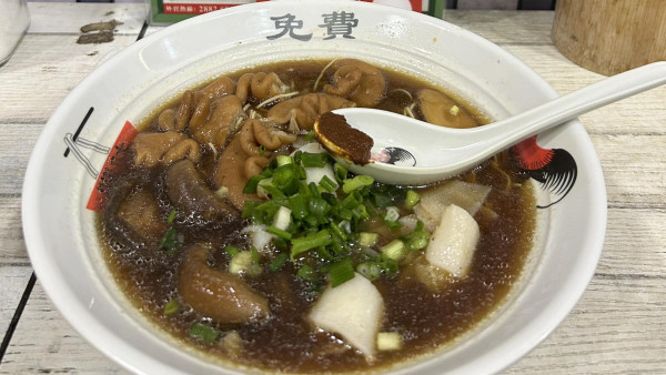 港式車仔麵店免費送車仔麵！碗面中XX即免費食車仔麵