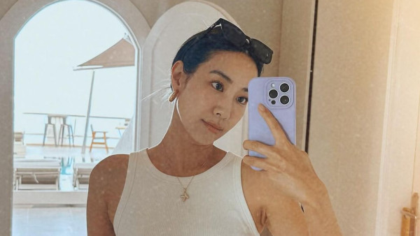 吳雨霏細妹希臘結婚出嫁相曝光！激罕公開妹妹容貌合照唔似樣？