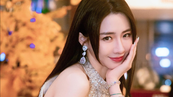 HANA菊梓喬驚爆與ERROR保錡感情生變 4字真言回應未夠一個月即閃電玩完？