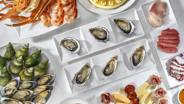 中環美利酒店自助餐優惠！送大閘蟹+任食生蠔／鮑魚／蟹腳／麵包蟹
