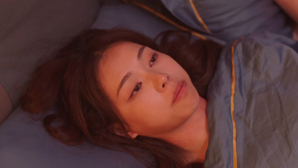 黑色月光｜廖慧儀被強姦戲含淚掙扎突破尺度 鄧伊婷裸脫遭大字形綁起畫面衝擊