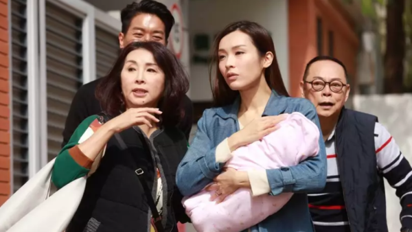 3大原因北上求醫？新手媽媽帶高燒BB返深圳睇急症 中途被海關攔截捱轟