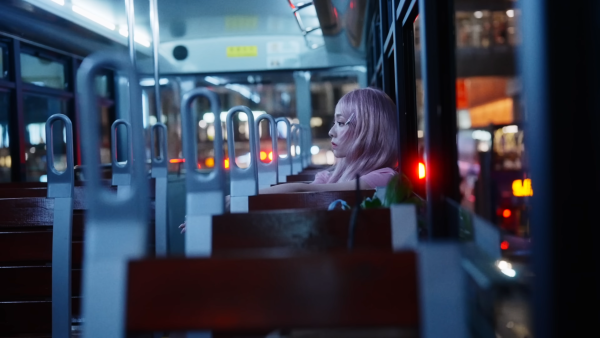 韓國女團Red Velvet隊長Irene在港拍攝新歌MV顯香港特色！網民大讚︰真心說好香港故事