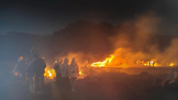 遊客夜爬大牯牛山睇日出雲海 不敵嚴寒燒山取暖！12人遭處罰