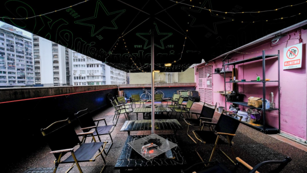 銅鑼灣2,000呎空中花園BBQ放題！3小時任飲任燒雞翼/追加A4和牛/長腳蟹