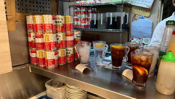 茶餐廳16款凍飲卡路里排行榜！朱古力唔係最肥？呢一杯飲落肚等於食1碗飯