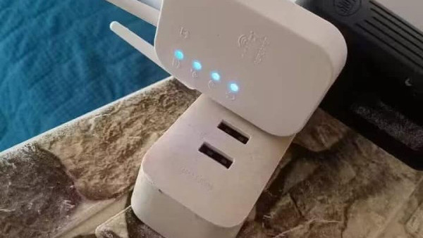 淘寶超抵價42蚊3隻Router大中伏！機身內部曝光 竟然係咁...