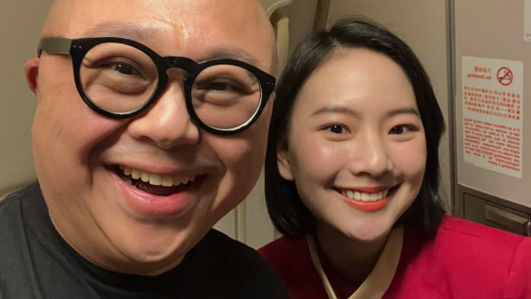 Bob林盛斌公開讚靚女空姐似陳瀅mix陳法拉 IG晒自拍合照：「把聲仲要勁溫柔」
