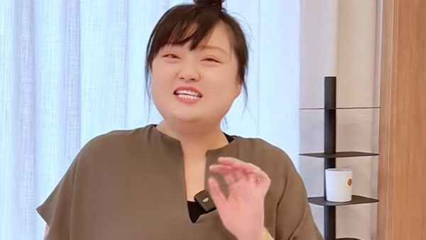 細細粒杭州2000呎豪宅內貌曝光 大理石樓梯簡約風設計樓底極高