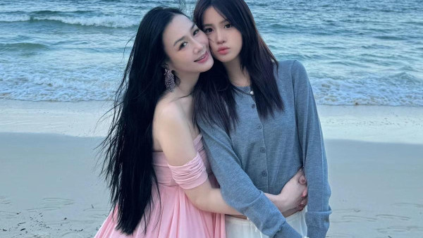 鍾麗緹14歲細女越大越靚   二人同框餅印合照獲讚美若天仙盡得媽媽真傳