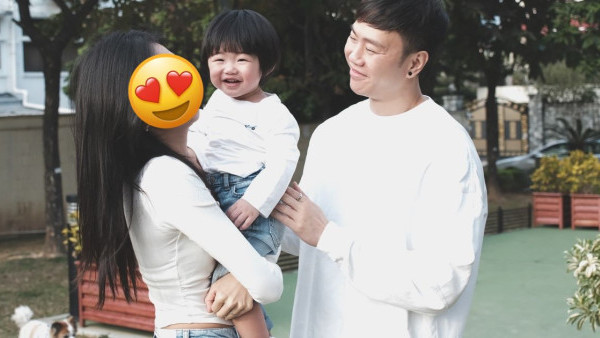 33歲女藝人元旦日宣布懷孕第二胎喜訊！IG貼全家福：「估唔到能夠3年抱兩」