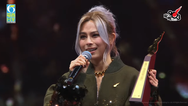 叱咤樂壇頒獎典禮2024｜Gin Lee李幸倪終於首奪女歌手金獎 出道14年曾四奪銀獎