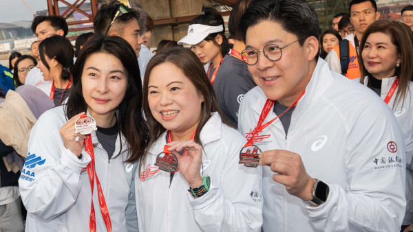 無綫高層樂易玲向羅淑佩介紹TVB上位小生 呢位男神C位傍實局長挑戰Ian地位？