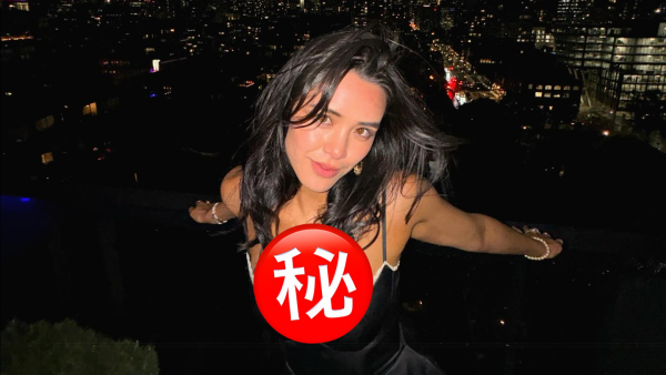 鍾麗緹27歲大女晒性感照身材勁過媽媽 導彈胸夾四吋事業線震撼眼球