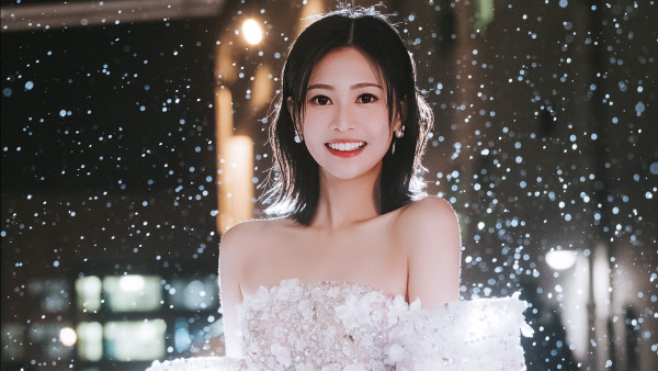 郭柏妍邪惡角度谷胸罕晒事業線 初嘗性感白滑長腿若隱若現極誘惑