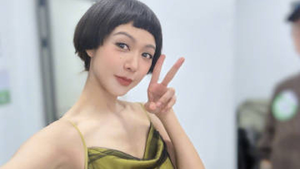 薛凱琪減齡新髮色造型成焦點！台上大跳可愛性感舞竟自嘲想嘔惹笑場