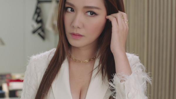 富貴千團｜湯洛雯拍劇以來最大突破拋胸激烈擁吻 喪谷事業線老公馬國明冇眼睇？