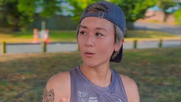 唐寧拍片反擊形象突變筋肉人負評 自信爆棚7字回敬網民展高EQ獲讚