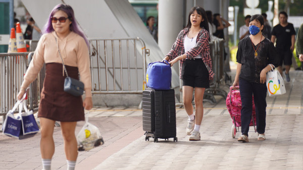 港人稱北上熱潮緩和 指深圳三大「死症」所致？遭反駁：只是變成習慣