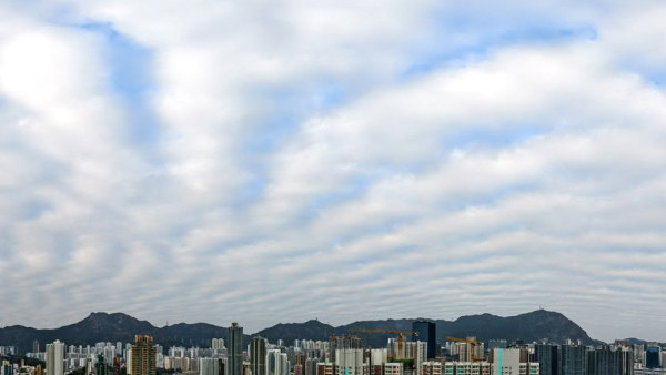 本港天空現「指紋」呈波浪狀雲海 天文台解構波狀雲現象