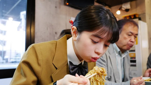 醫生教6個即食麵聰明食法較健康！避免此組合增加肝腎負擔