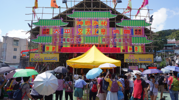 長洲搶包山2025｜4月27日長洲北帝廟攀爬嘉年華 許願包山求平安、欣賞攀包山團隊賽