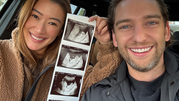 謝婷婷42歲懷二胎閨密豪宅辦派對疑公開BB性別  一細節惹秘婚揣測！