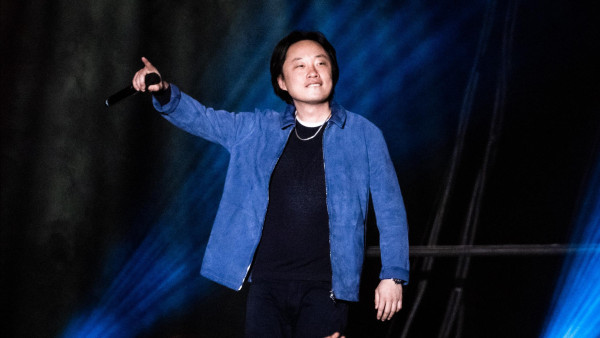Jimmy O. Yang歐陽萬成棟篤笑6月香港紅館開騷！票價／演出資訊／開售日期／座位表（不斷更新）