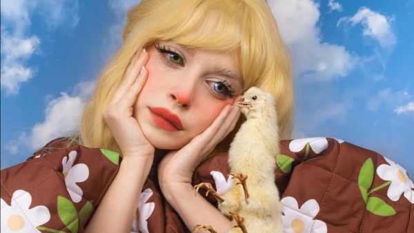 意大利超現實主義藝術家 獵奇作品震撼眼球  背後望激發人性？