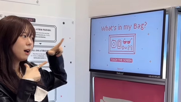 還在拍人生四格？韓國爆紅另類貼紙相機  潮拍What’s in my bag公開手袋秘密！