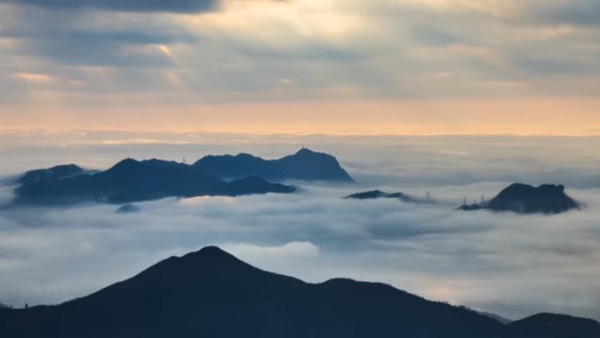 香港11大隱藏天氣秘境：大帽山雲海奇觀仲有「鵰兄」搶鏡？