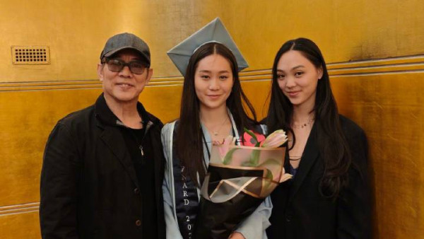 李連杰細女名牌大學畢業赴美見證　完美遺傳太太利智精緻美貌！4名女兒均是學霸