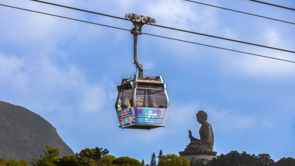 香港迪士尼20周年主題纜車！昂坪360限定主題水晶纜車套票+送紀念門票