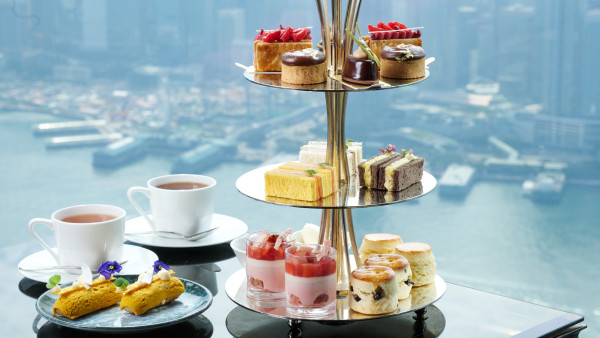 Ritz-Carlton麗思卡爾頓酒店下午茶限時82折！望102樓高層海景 嘆松露鴨肝醬三文治/雲呢拿拿破崙/煙三文魚三文治