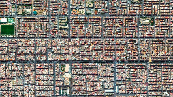 持續12年每日記錄驚豔眼球！攝影師用鳥瞰圖揭示世界各地建築美學