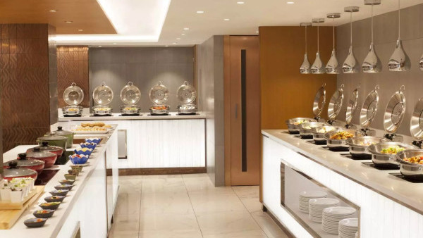 百樂酒店自助餐多重限時優惠吸客 晚餐低至人均HK$359入手 午餐激罕人均HK$185！
