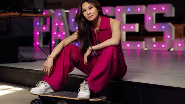 30歲女華人升呢做億萬富豪！公開朝5晚12地獄級行程表 用1句話狠批Work-Life Balance