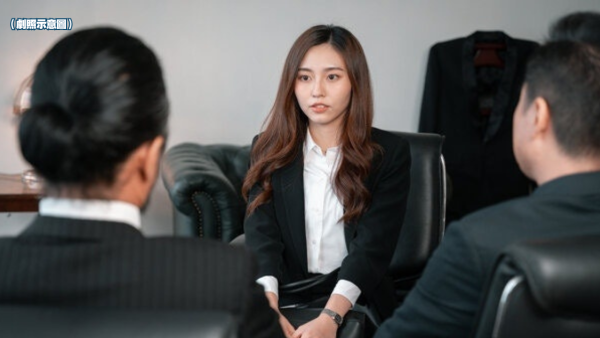 港人見工畀HR鬧「收X」貶低求職者！引大量苦主熱議：返1日即辭職