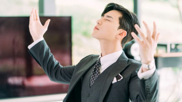 前銀行分析師靠炒股賺628萬身家！44歲已提早退休實現財富自由 分享3招投資心得