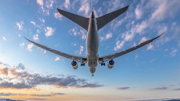日本航空9月起停止粵語客服服務！網民感嘆：文化流失...揚言或考慮其他航空公司