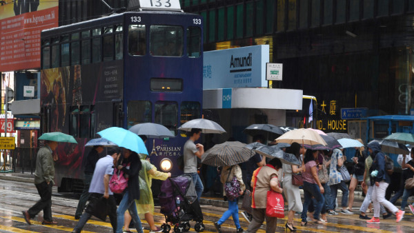 落雨行雷有陣味？天文台拆解雨後芬芳之謎 全因雨滴「撞」泥土釋放神秘氣體