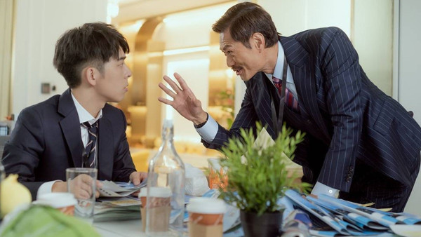 港女列打工仔10大福利！20日AL/食飯2個鐘？網民崩潰喊：從來都無