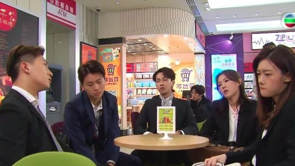 社畜5大返工「中毒」症狀想辭職又怕無糧出？網民苦訴：發夢都掛住返工