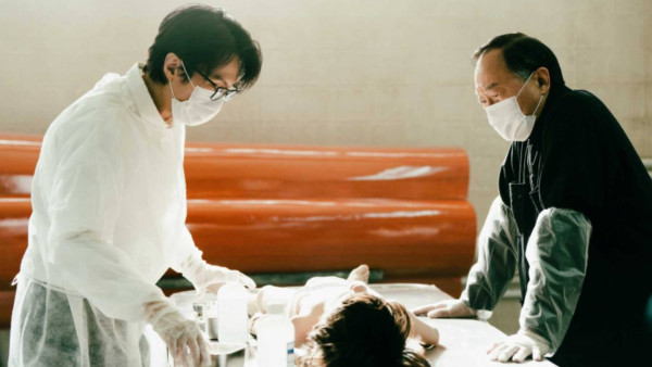 港女應徵殮房服務員要「掂屍」兼過七關？職位原來仲好搶手...網友好奇：有咩驅使你去見工