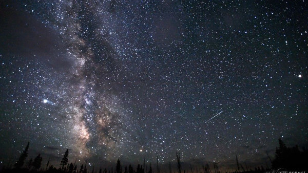 英仙座流星雨8.12晚上迎來高峰期！2025下半年不可錯過的4場流星雨