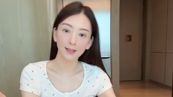 方媛懷孕第三胎踏入晚期挺大肚拍片 最新孕況曝光上圍升級雙腳明顯浮腫