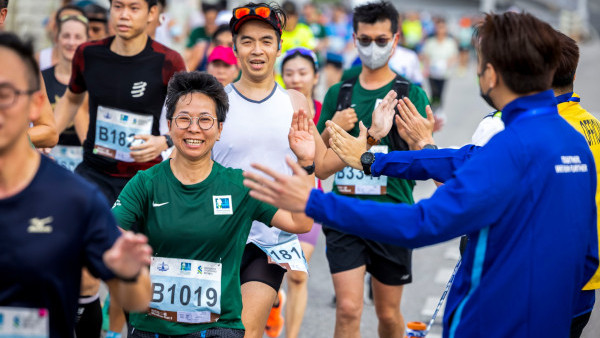 渣打馬拉松2026明年1.18舉行！9月8日起接受公眾報名 附報名日期/費用/路線