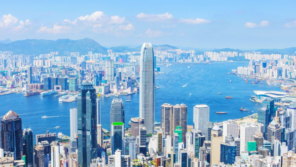 內地生來港8年花費逾500萬元！形容香港係「吸金怪獸」事主：全部收入都花掉